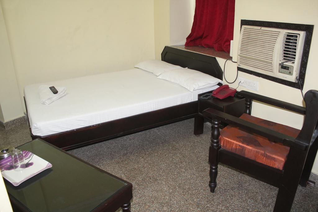 Hotel Vijayabhanu 비사카파트남 객실 사진